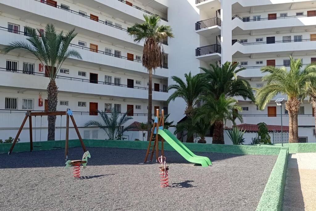 Cozy Ocean And La Gomera View Appartment Playa de las Américas Dış mekan fotoğraf