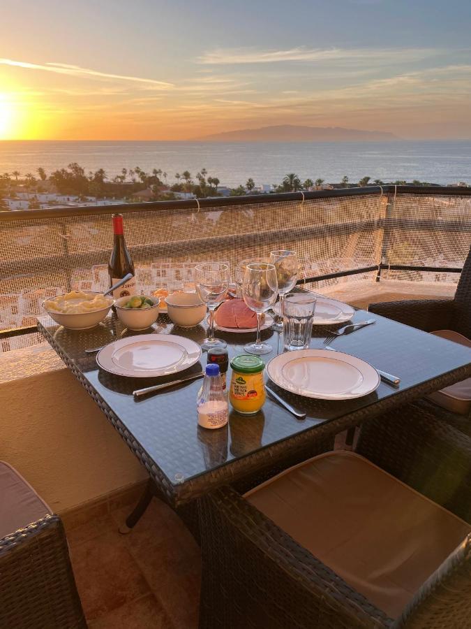 Cozy Ocean And La Gomera View Appartment Playa de las Américas Dış mekan fotoğraf