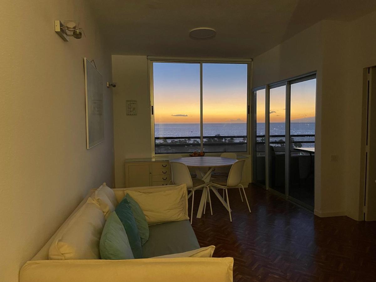 Cozy Ocean And La Gomera View Appartment Playa de las Américas Dış mekan fotoğraf