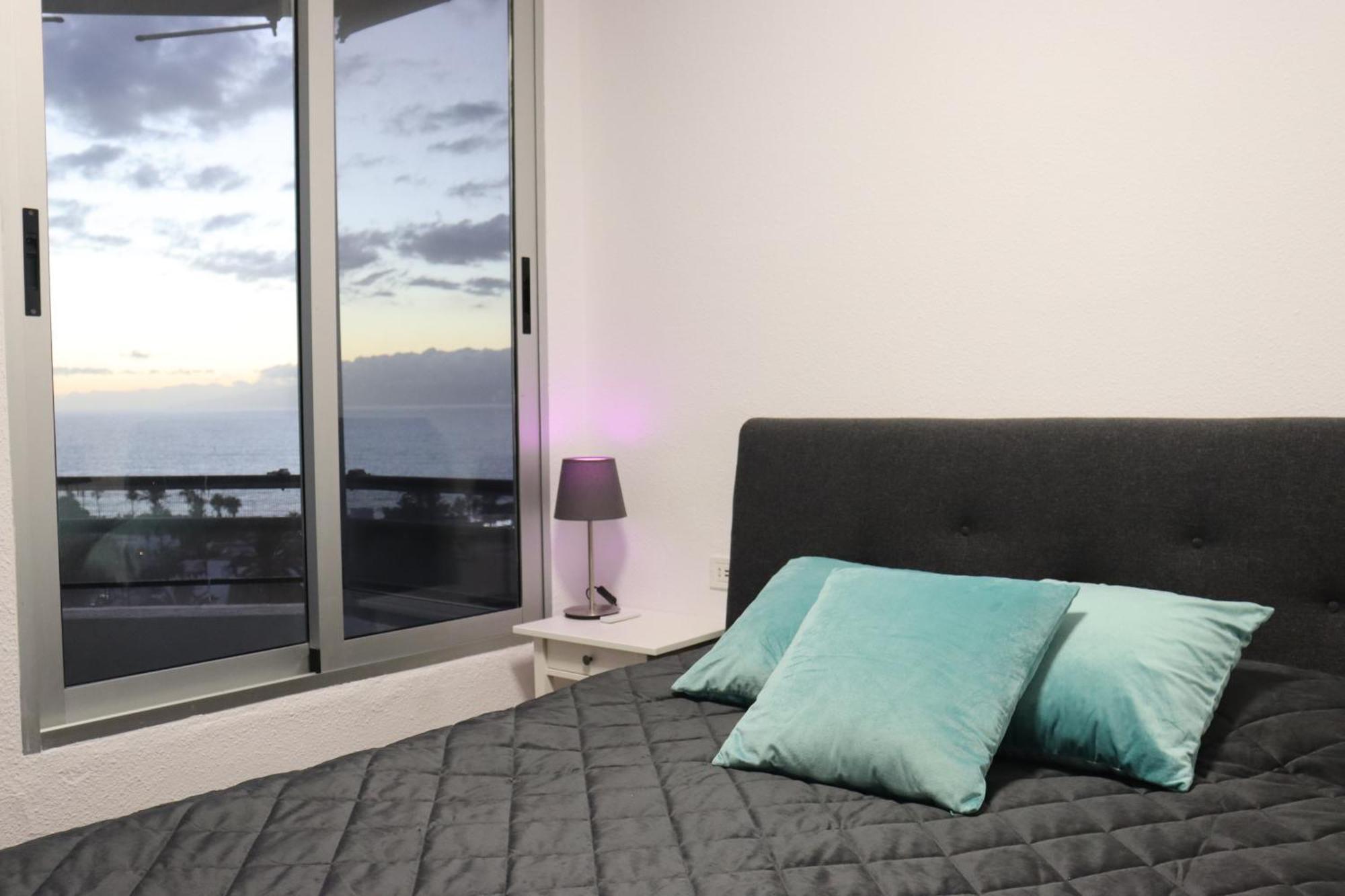 Cozy Ocean And La Gomera View Appartment Playa de las Américas Dış mekan fotoğraf